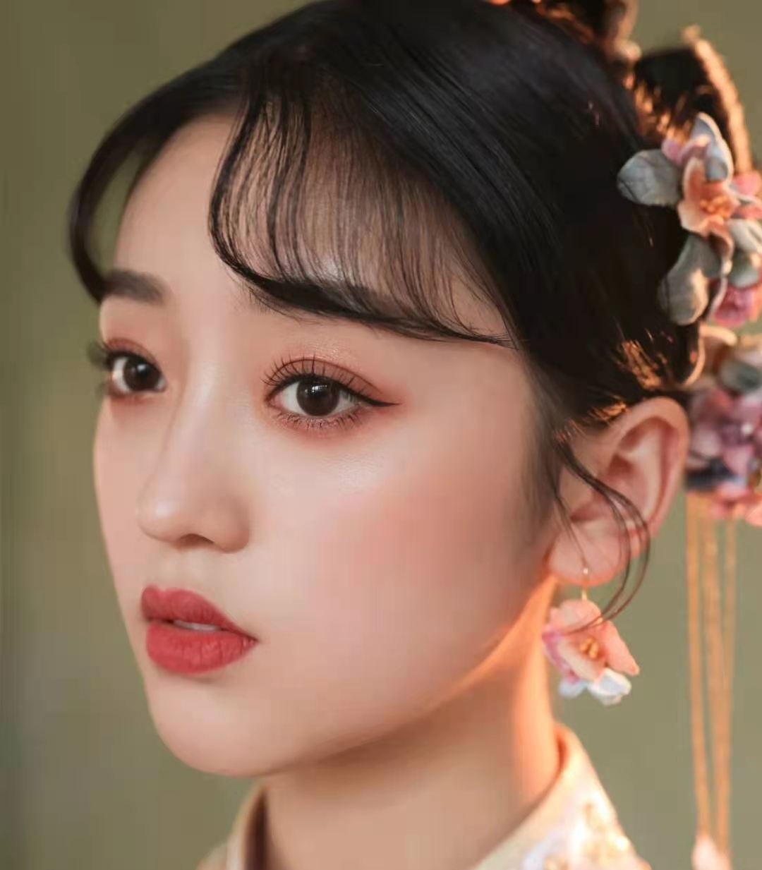 二,秀禾新娘妆面造型特点