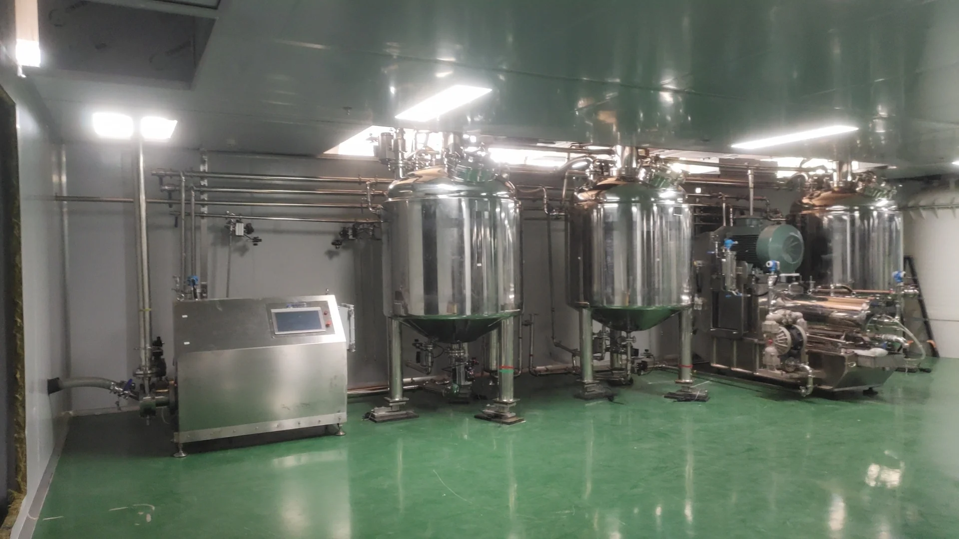 案例分享：向日葵成人网站承建的碳納米管生產線投產使用