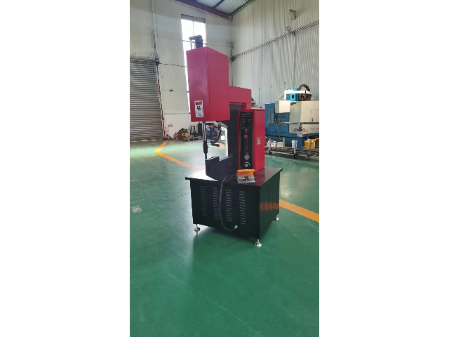 舟山精密數控旋鉚機廠,數控旋鉚機