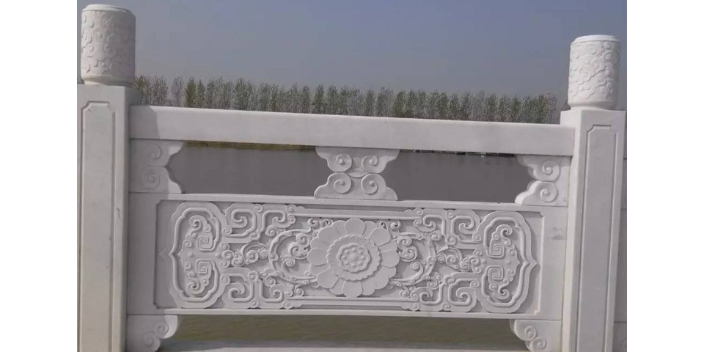 曲阳花岗岩石栏杆制作 云飞石材雕刻厂供应;