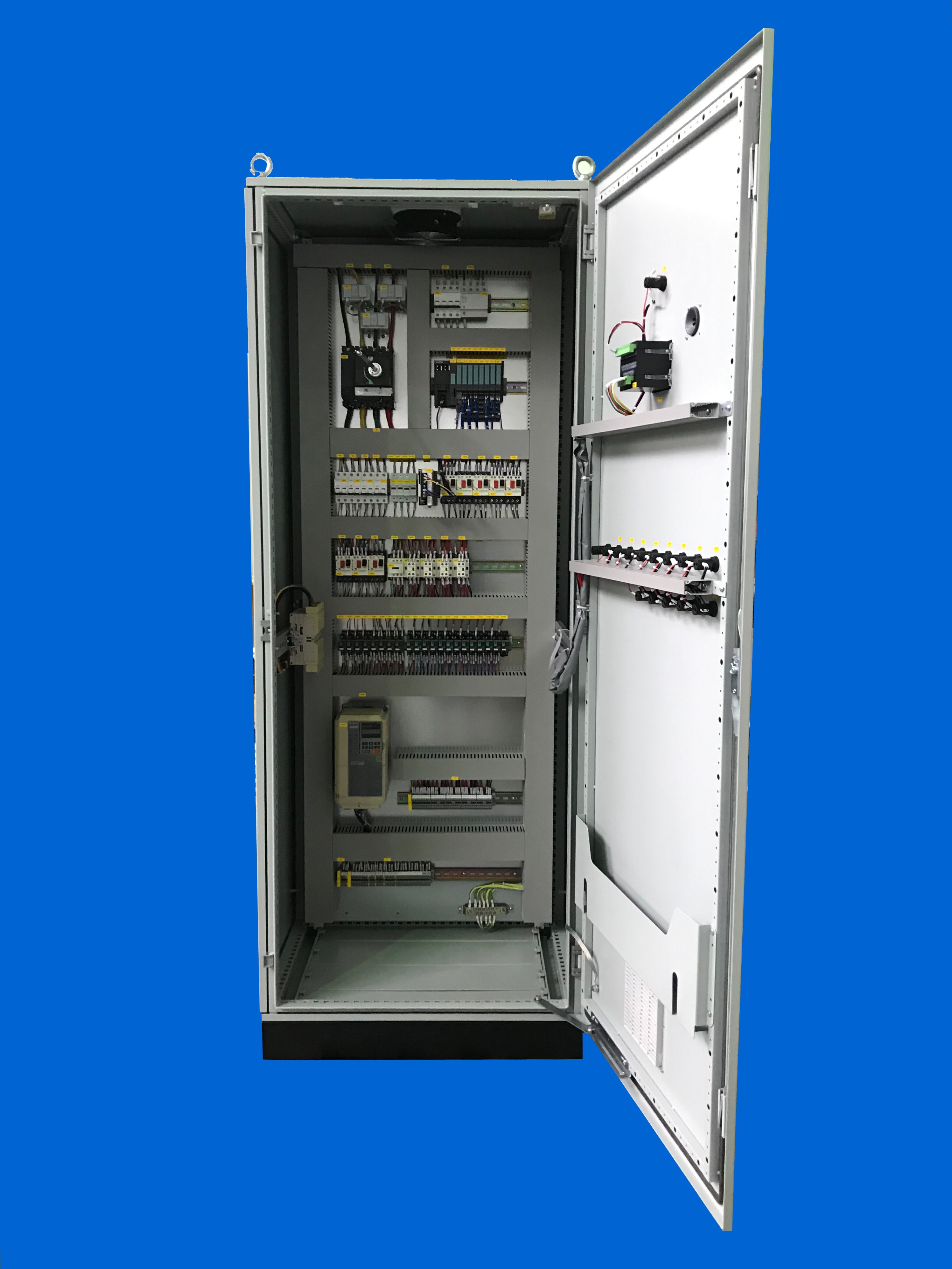 PLC控制柜-3.jpg