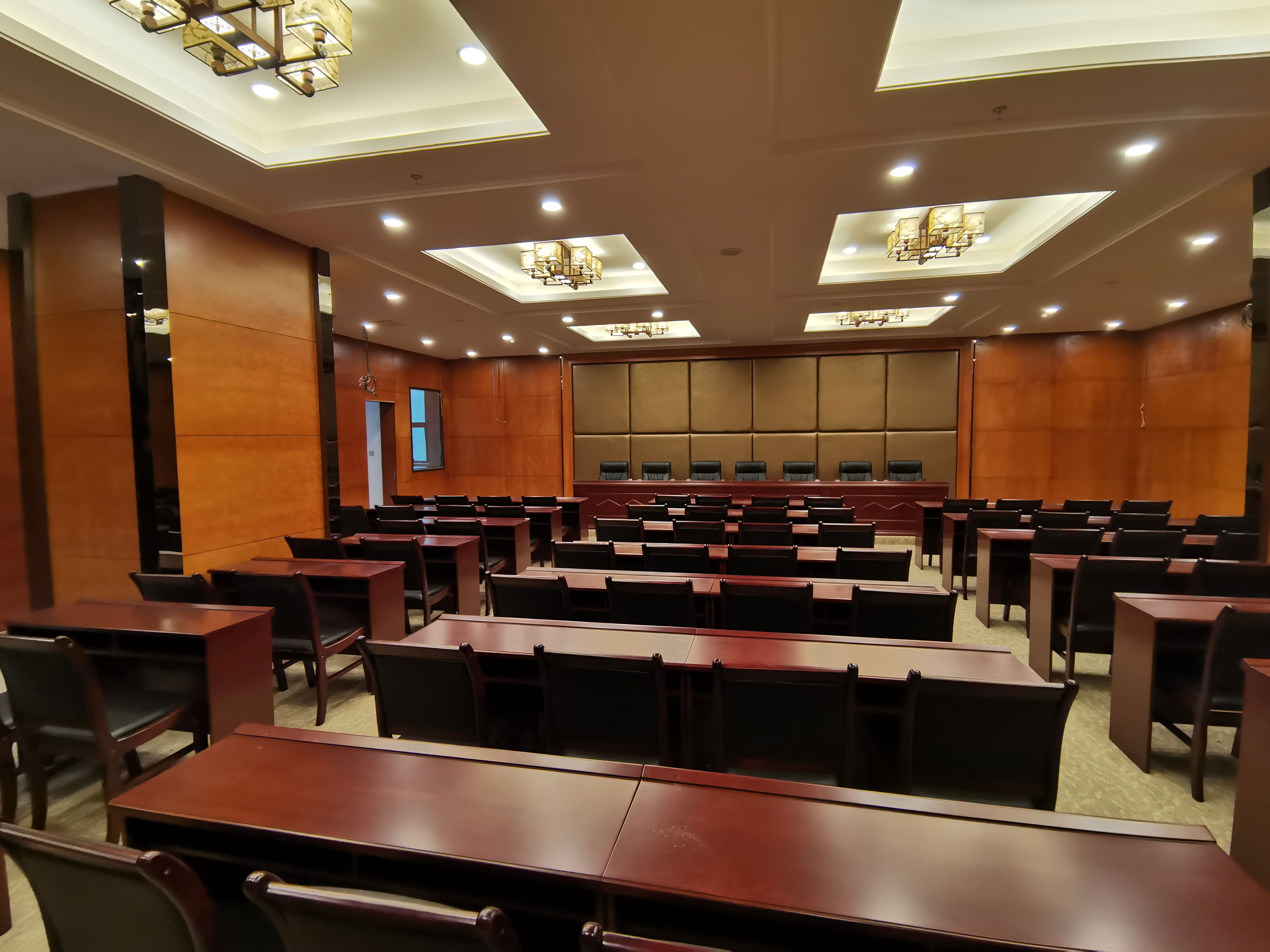 匹客辦公家具