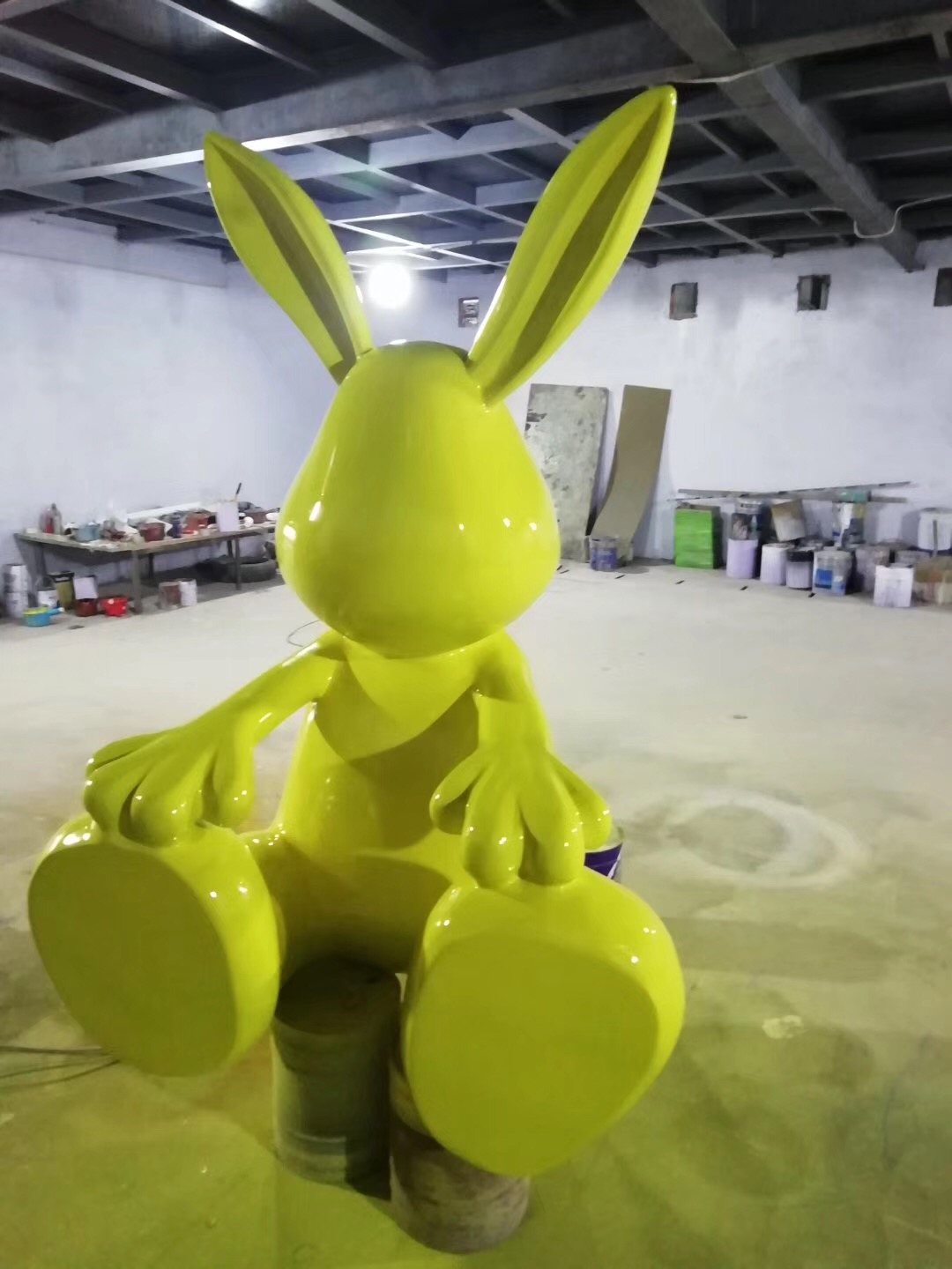 玻璃钢彩绘兔子1.jpg