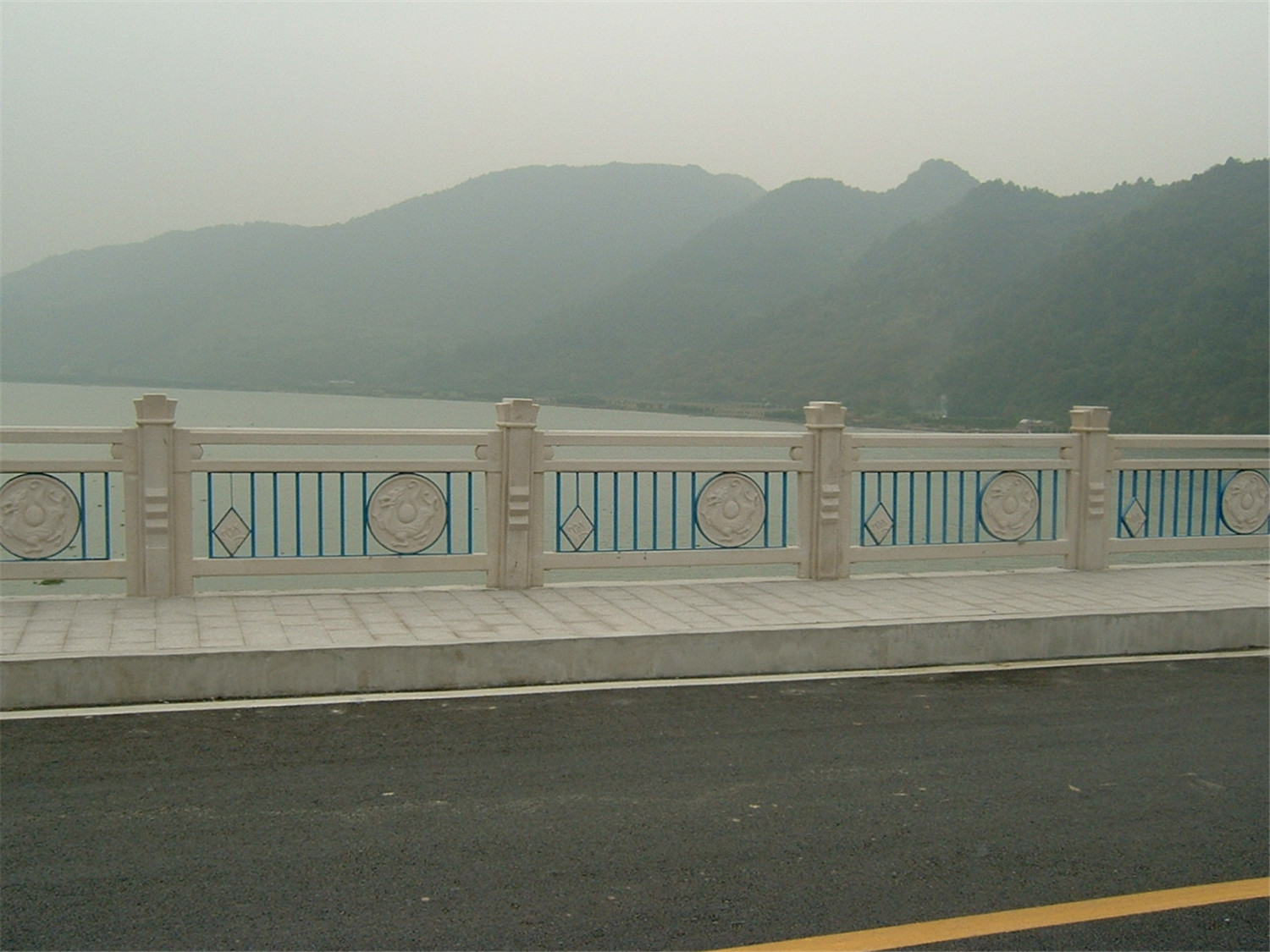 鑄造石燈光亮化