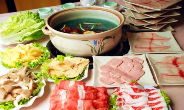 綠色印象螺旋藻火鍋.jpg 綠色印象螺旋藻火鍋.jpg