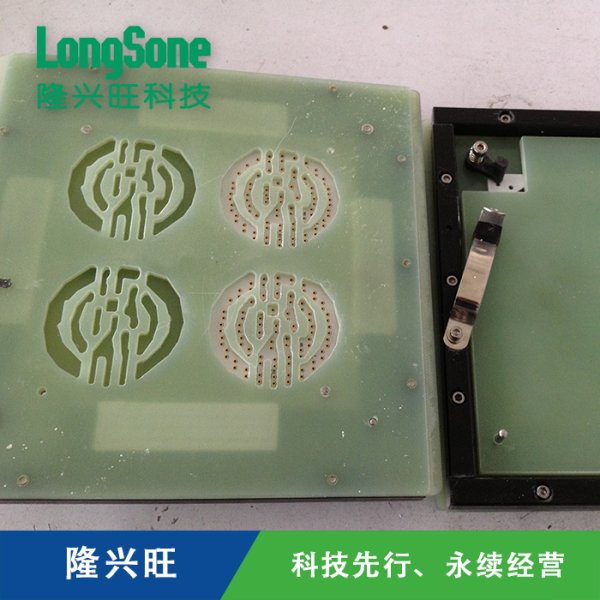 LED燈板波峰焊治具