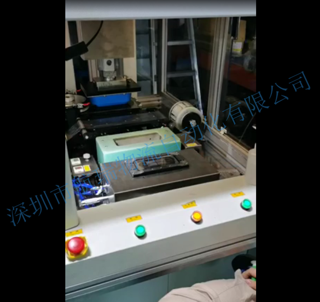 手機蓋板移印設備.png