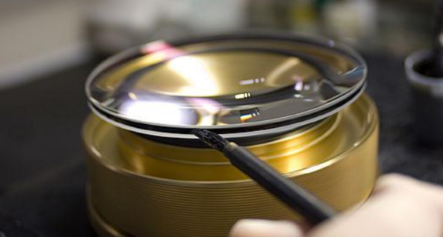 苏州希贤光学镜片抛光工艺详情概述