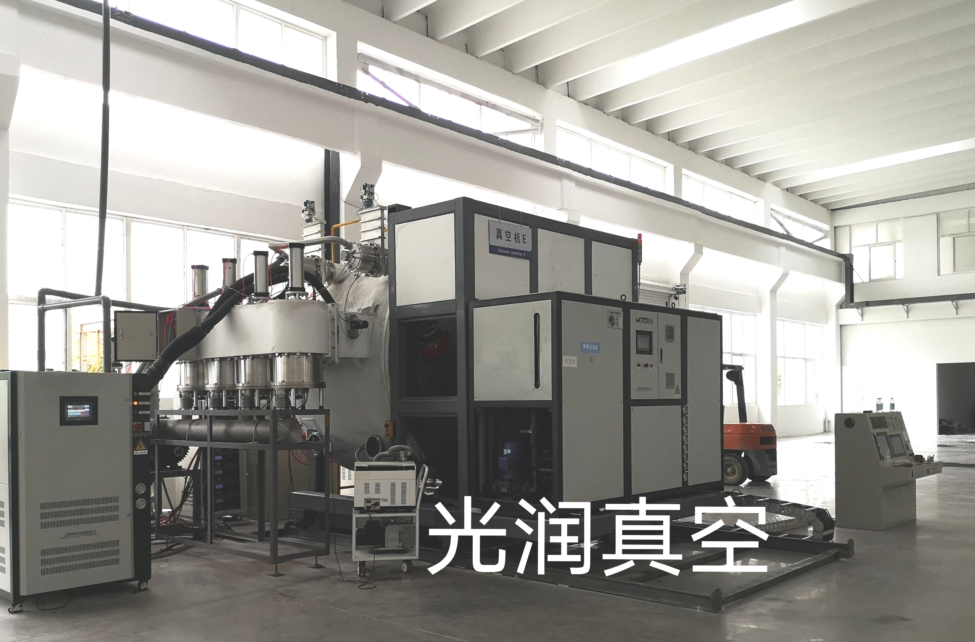 真空鍍膜機(jī).jpg 真空鍍膜機(jī).jpg