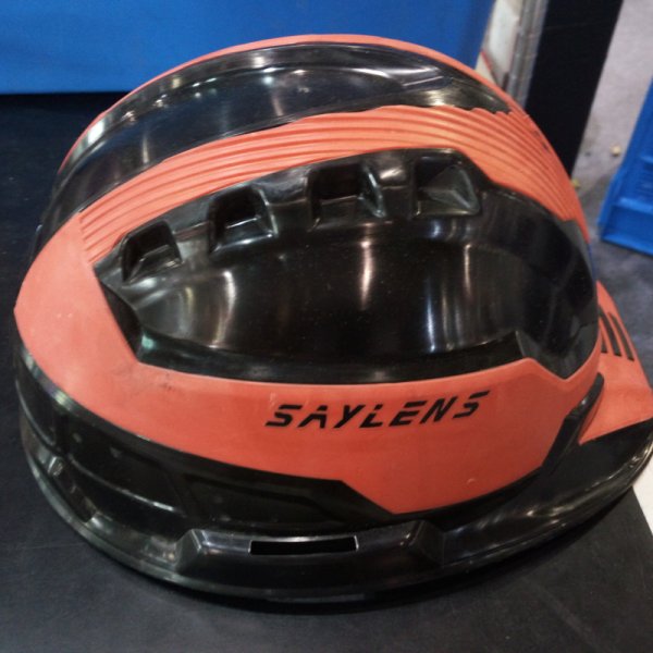 臺州黃巖廠家專于制造摩托車頭盔注塑模具 塑料頭盔模具注塑加工
