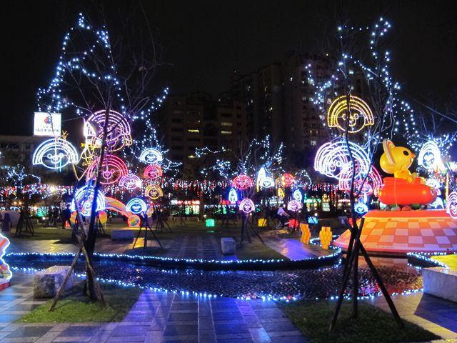 做好城市亮化工程應(yīng)考慮的因素有哪些？