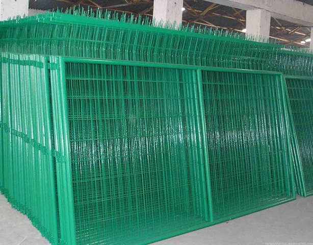杨浦区市场防护栏原料,防护栏