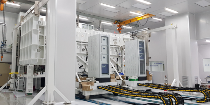 柔性卷绕镀膜机