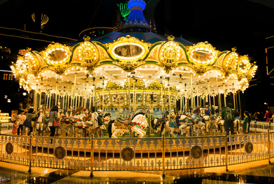 駿業(yè)游樂(lè)配套：蘑菇燈點(diǎn)亮生活美學(xué)