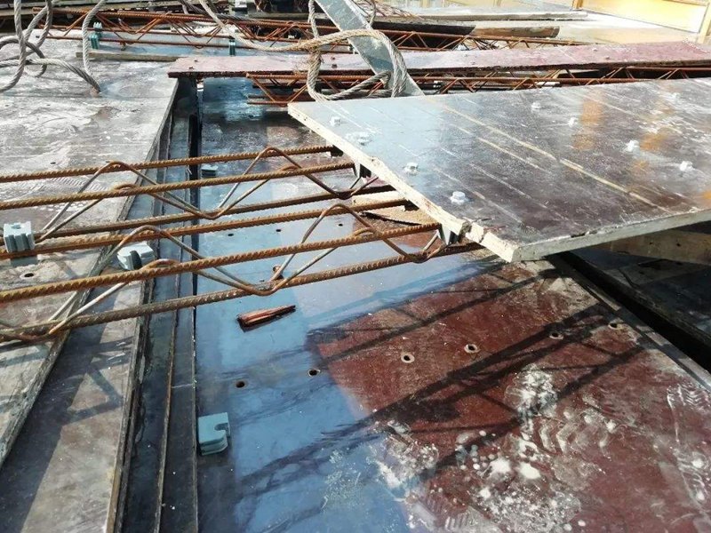 可拆卸鋼筋桁架樓承板