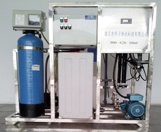 中央凈水設備-海水淡化設備-100L/h海水淡化設備