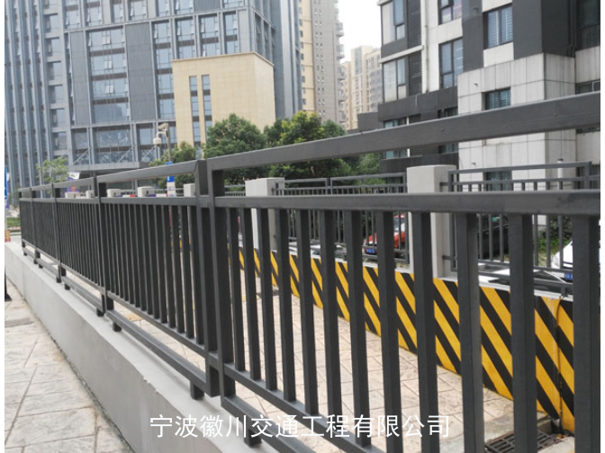 慈溪市政道路锌钢护栏厂家联系方式,锌钢护栏