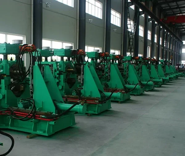 Short stress rolling mill