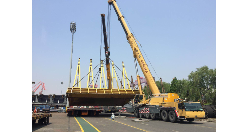 上海2000吨汽车吊有多少吨 欢迎来电 上海腾发建筑工程供应