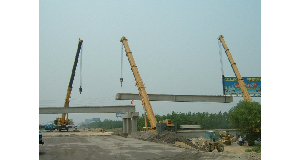 云南200吨汽车吊哪里有 上海腾发建筑工程供应 上海腾发建筑工程供应