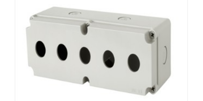 控制箱控制箱箱体上需开孔或带孔