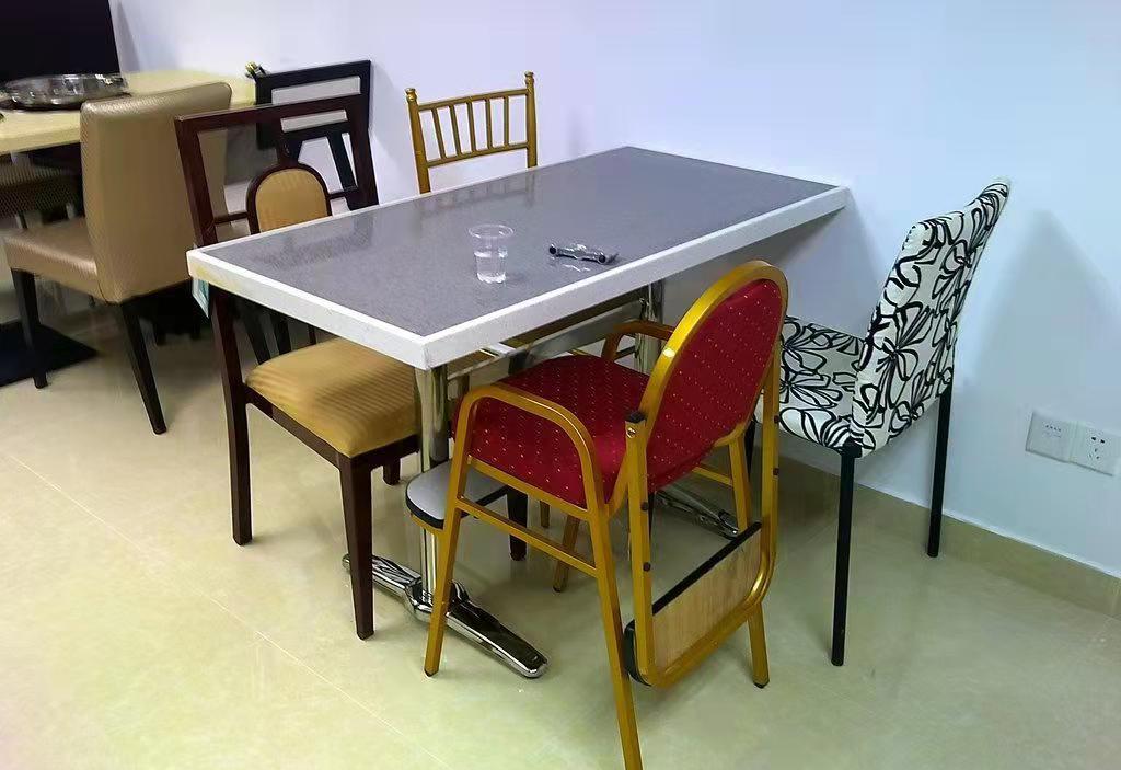 人造石餐桌的亮点