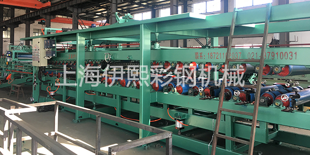 云南岩棉泡沫一体机生产厂家 上海伊熙彩钢机械供应