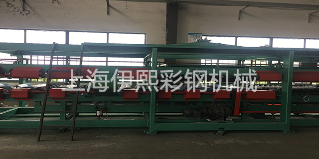 安徽彩钢夹芯板复合机价格实惠 上海伊熙彩钢机械供应
