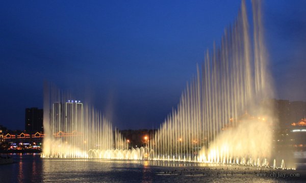 氣爆泉