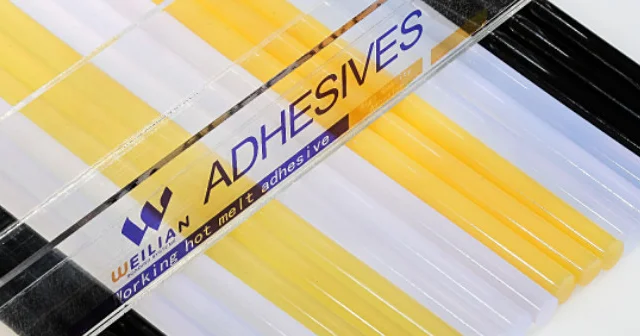 511A熱熔膠棒 在汽車(chē)上的應(yīng)用