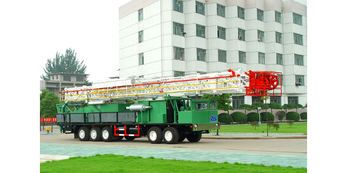 北京3000米橇装钻机安装 欢迎来电 北京二机油气供应;