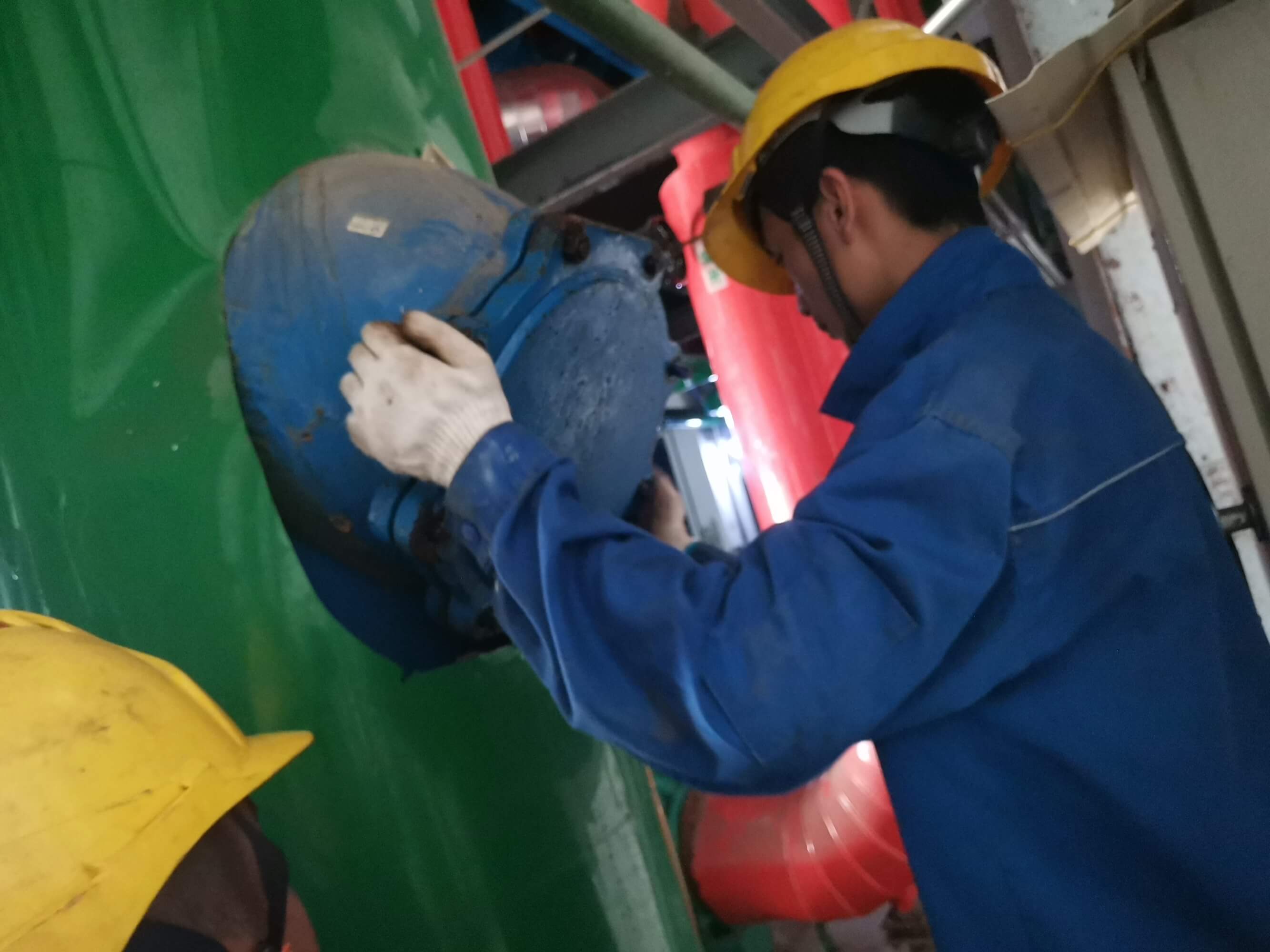 主管道过滤器清洗