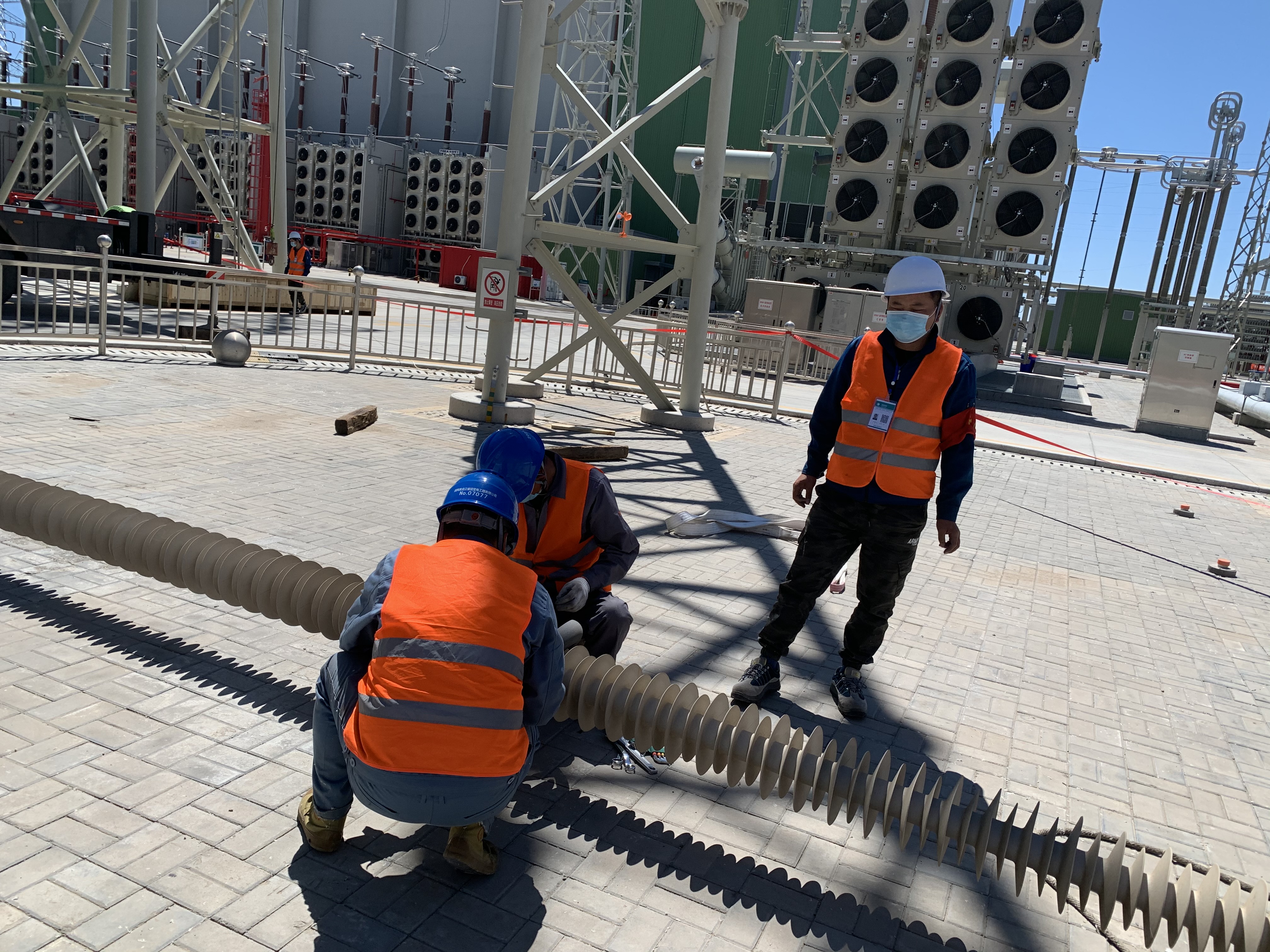 内蒙古800千伏扎鲁特换流站