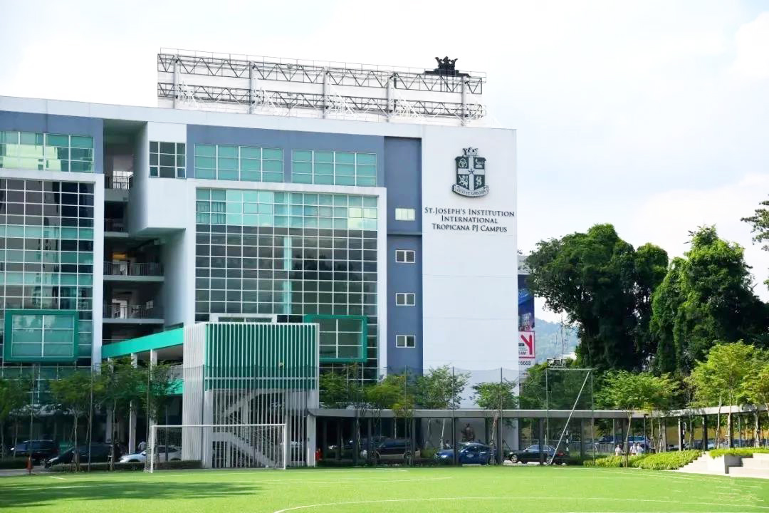 新加坡圣约瑟国际学校01.jpg