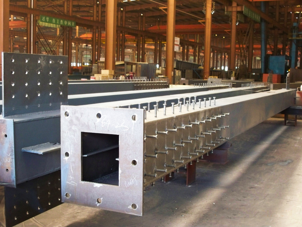 安裝鋼結(jié)構(gòu)前的準(zhǔn)備工作有哪些？