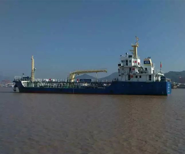 方圓造船—1000噸油船青島號