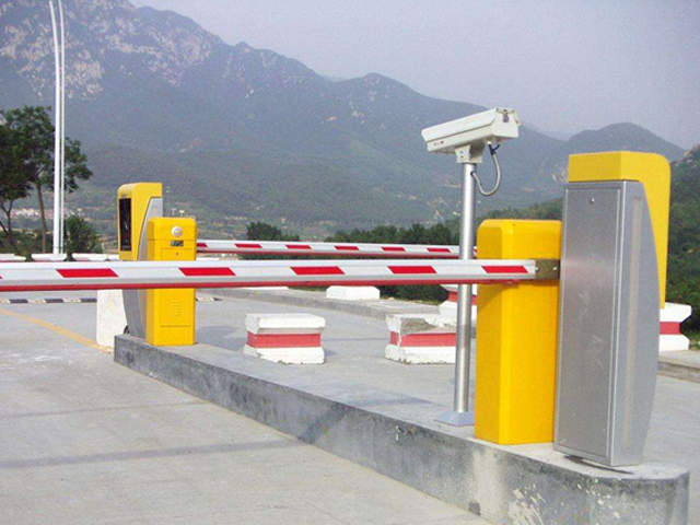 智能停車道閘系統安裝,道閘