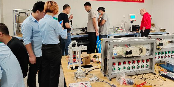 靜安區(qū)西門子PLC培訓(xùn)實訓(xùn)基地 來電咨詢 上海緯控教育科技供應(yīng)