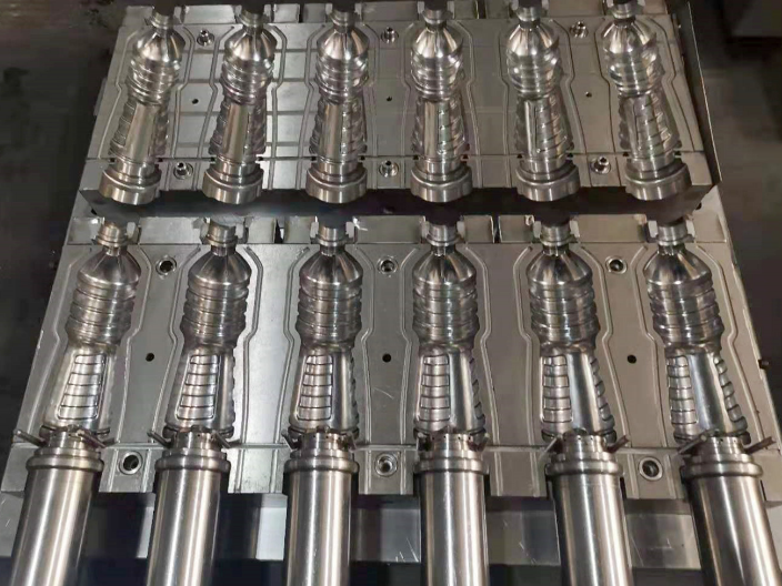 德陽小型吹瓶模具性能 歡迎來電 臺(tái)州市弘凱供應(yīng);