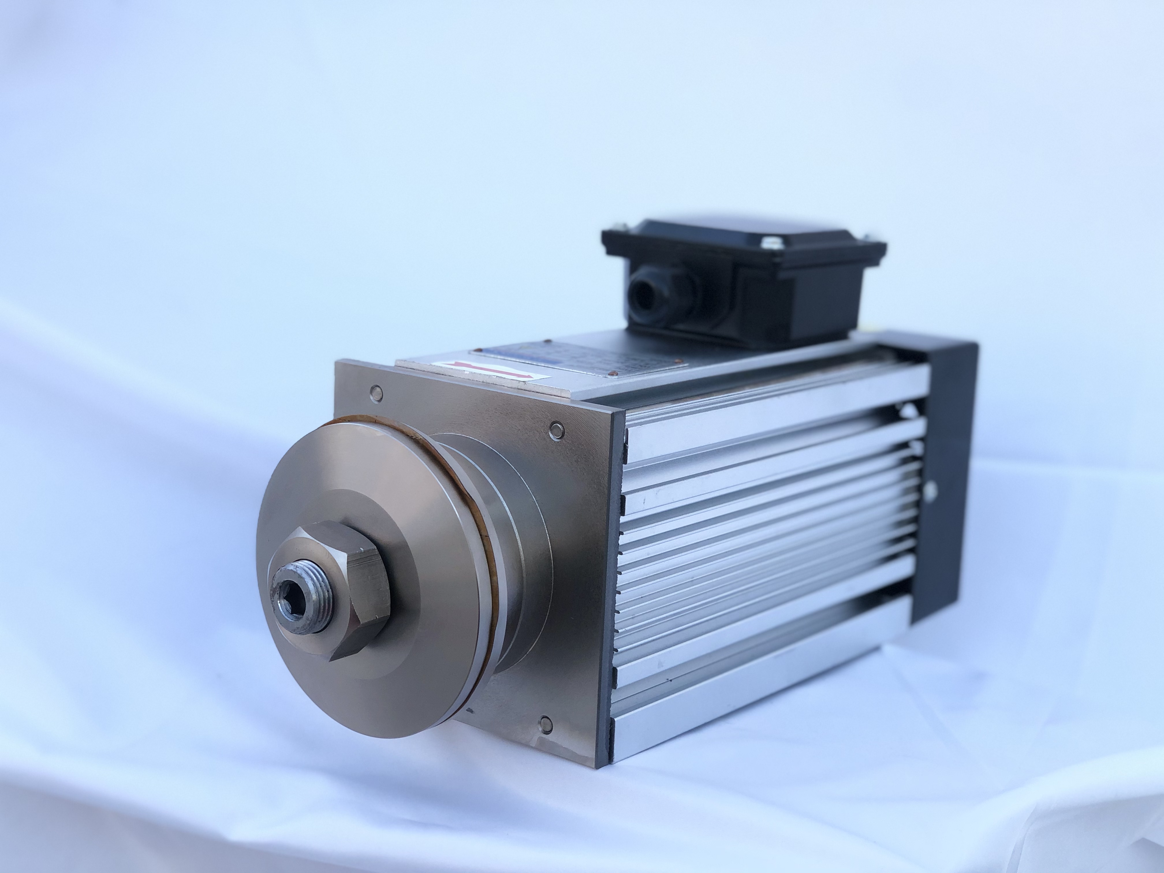 2kw锯片电机-台州中誉特机电有限公司