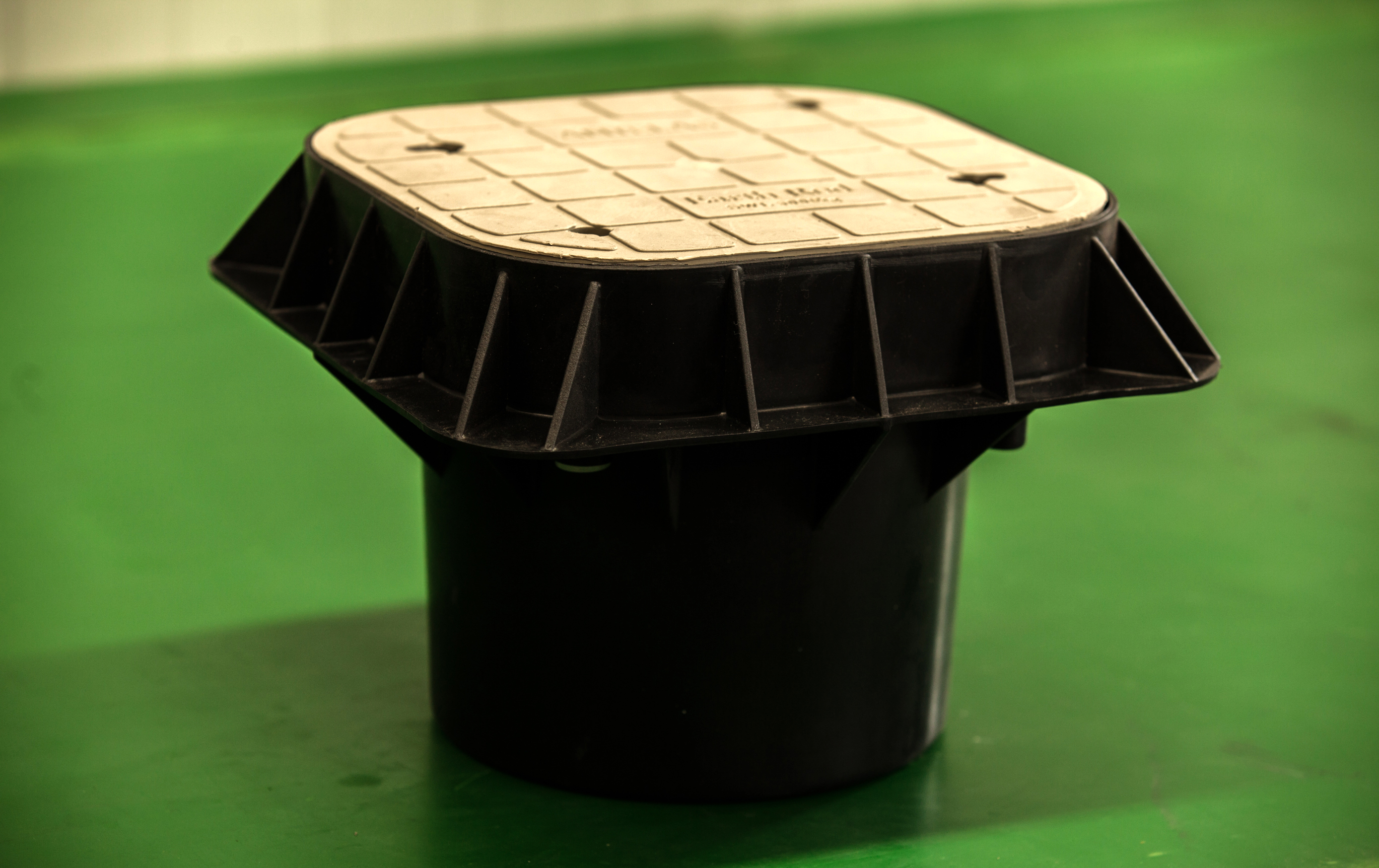 Use of inspection pit in earth pit test for electric resistance