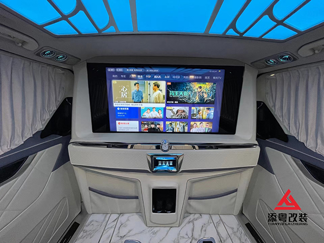 4d6392e6-c95c-4fd8-ab79-45b1a8d834a0.jpg