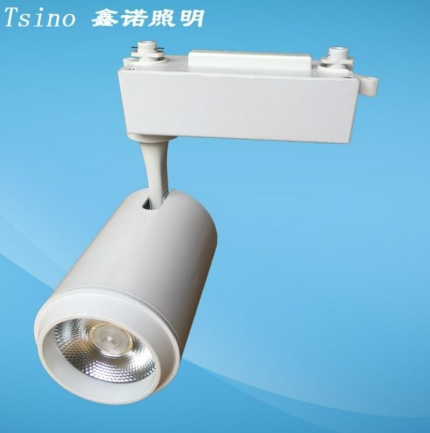 嵌入式筒燈:點(diǎn)亮品質(zhì)生活的璀璨之光