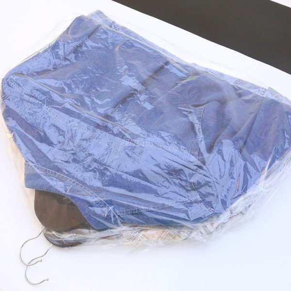 衣服防塵罩