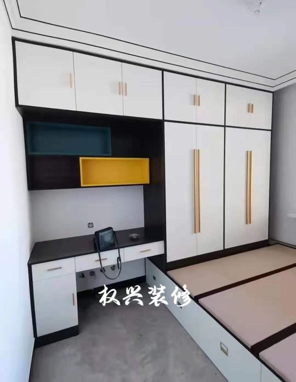 榻榻米裝修