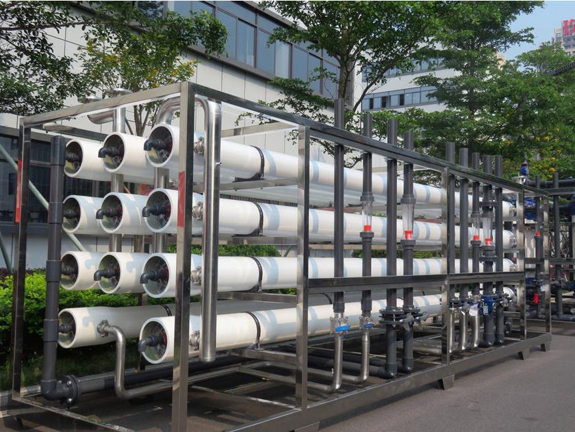 水处理设备厂家分享去离子水设备如何选购