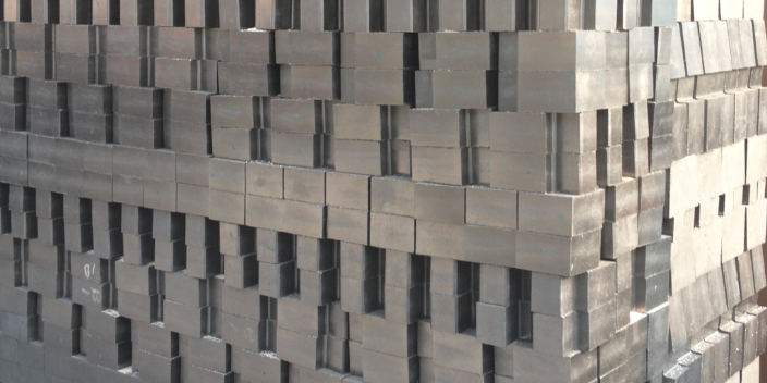 安徽特种铝碳化硅碳砖用途 宜兴新威利成耐火材料供应