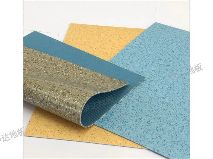 塑胶地板是当今世界上非常流行的一种新型轻体地面装饰材料,比如室内