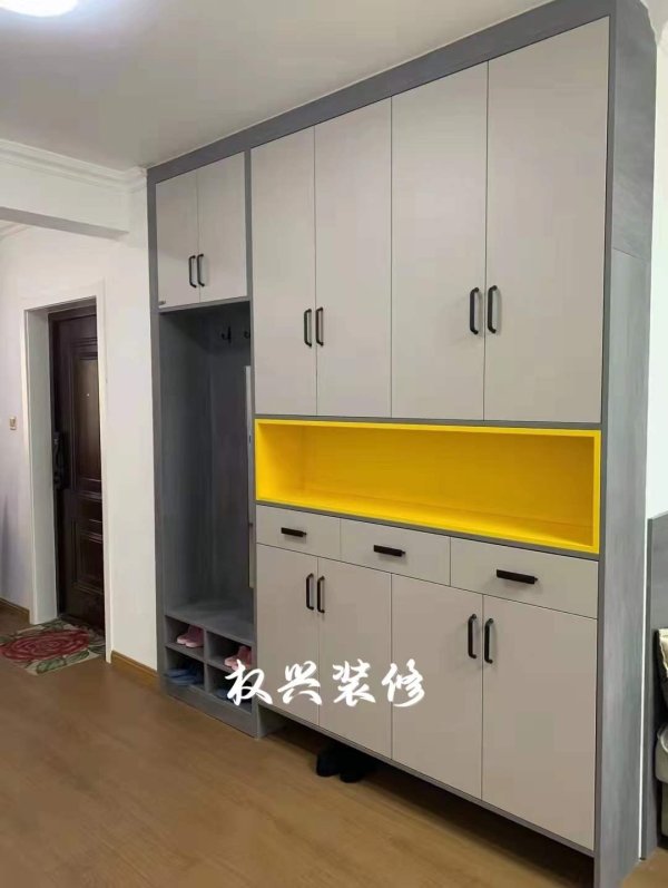 玄關(guān)柜