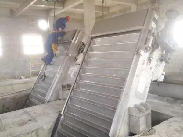 RWG階梯網板式機械格柵